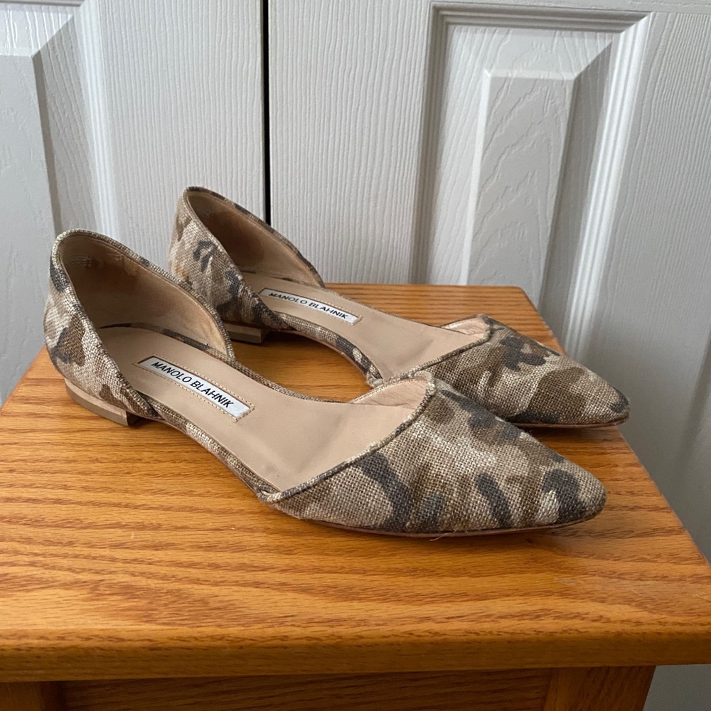 Manolo Blahnik Soussaba Khaki Camo-Print D’Orsey Flat SZ 38 (8 US)